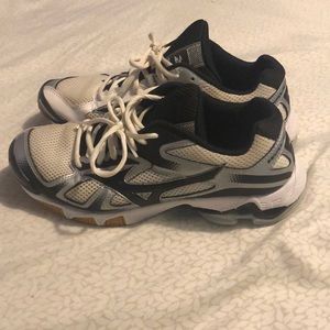 Mizuno volleyball shoes!